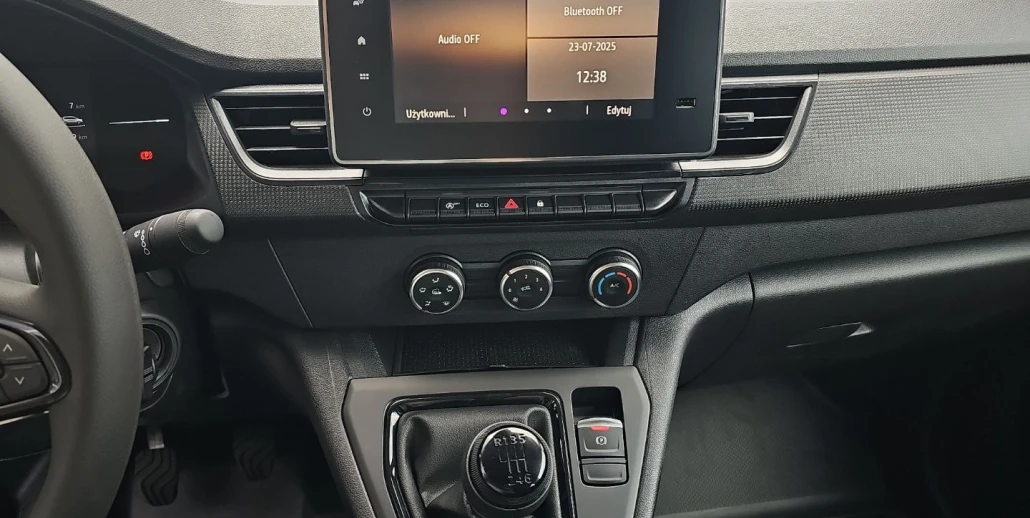 12_027d7766-6297-4dfd-a92b-4259d8f66ea9_final_image