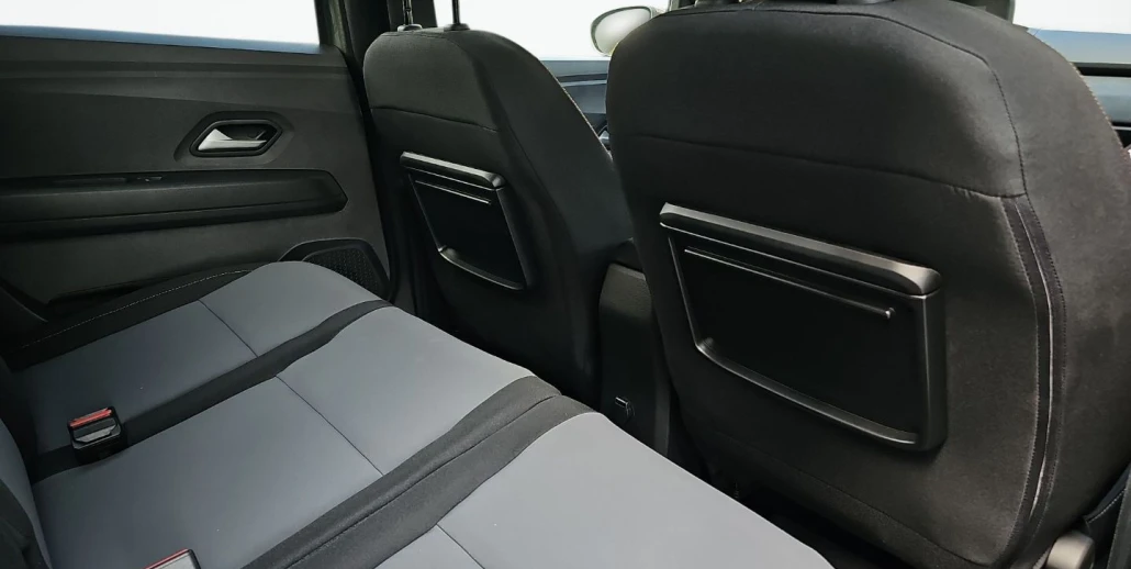 12_11c72dbe-3d5b-493b-82d5-06b49c79bc73_final_image