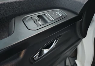 16_2a9c596d-5dab-4c58-bd80-77cd5c3f5ad6_final_image