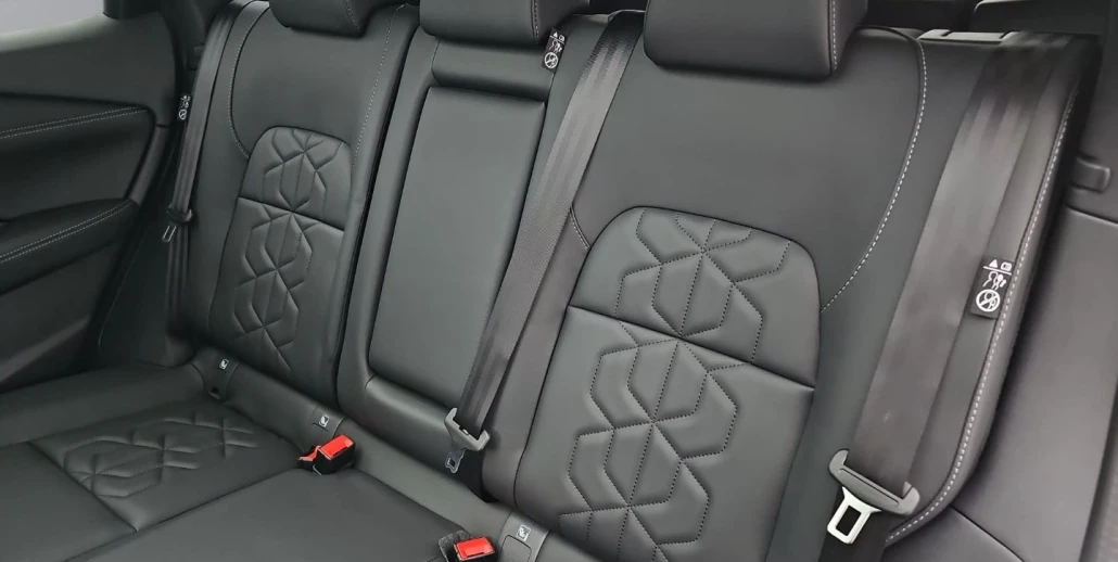 17_e1d23e4a-2b4d-4e0c-9cc5-cd19ab5f3973_final_image