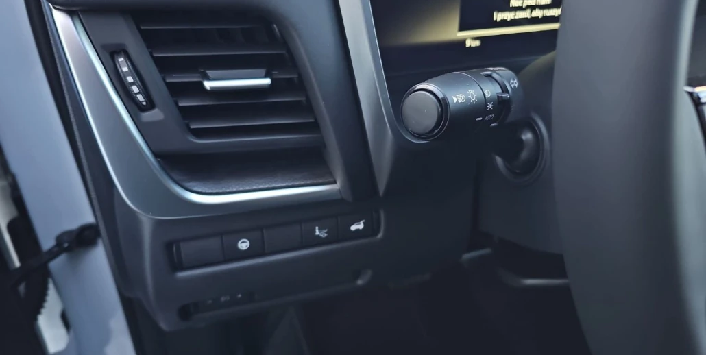 21_2c4dee2b-2a4e-4a0d-8d2a-91701ca4c96c_final_image