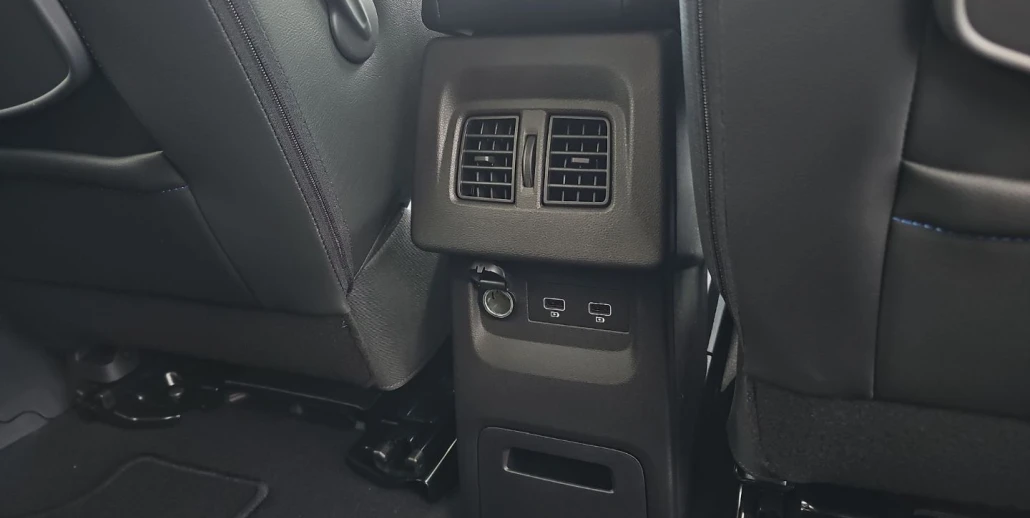 21_9ae8cc6e-2e05-4eb5-b9c9-5b3385f6ec51_final_image