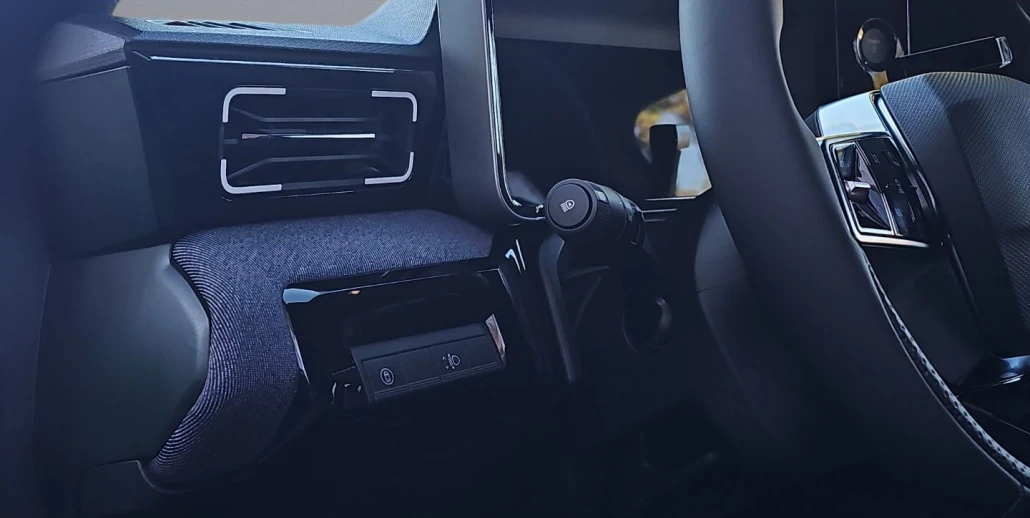 21_f4d8faf8-0d5b-42dc-bc60-0d1578f6af76_final_image