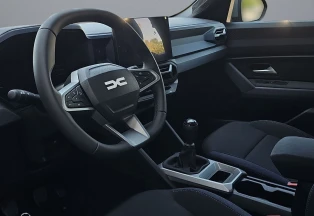 22_eb04356d-a858-4b25-9ed0-4b0287b0cb87_final_image