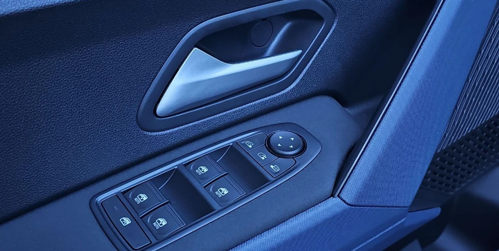 23_8f7c3d2c-f36b-4546-8921-0eaa579d9bb2_final_image