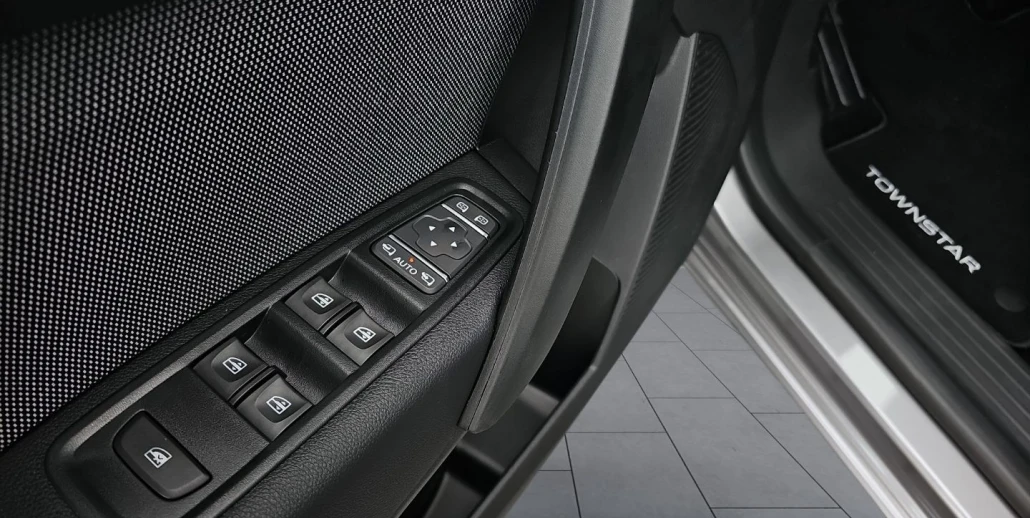 25_73f71cf2-33ae-4d15-b115-cc8bf55ab4c0_final_image