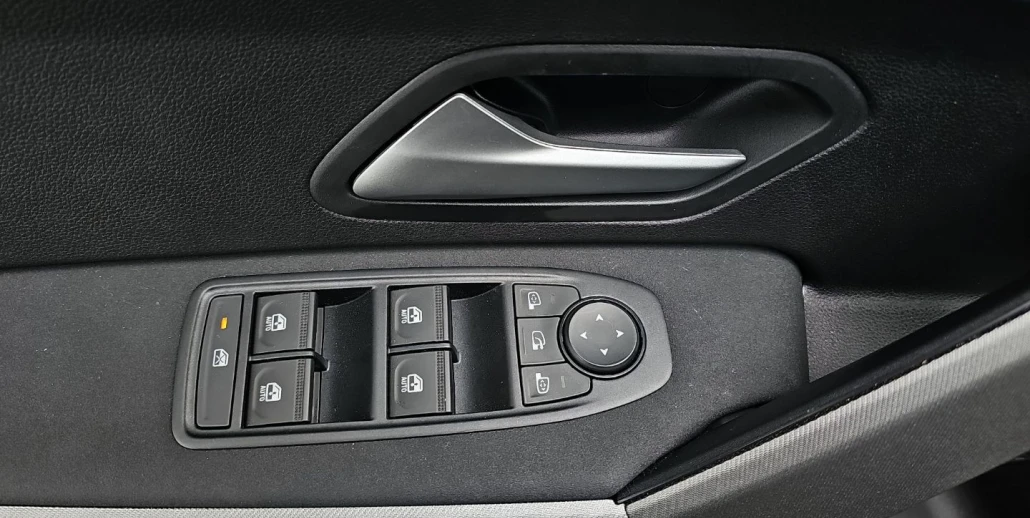 27_dbb4f4a4-42ea-47ff-a539-7d95afd025f7_final_image