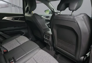 33_cf4aad71-582a-40f0-b0a1-5063d8d23c26_final_image